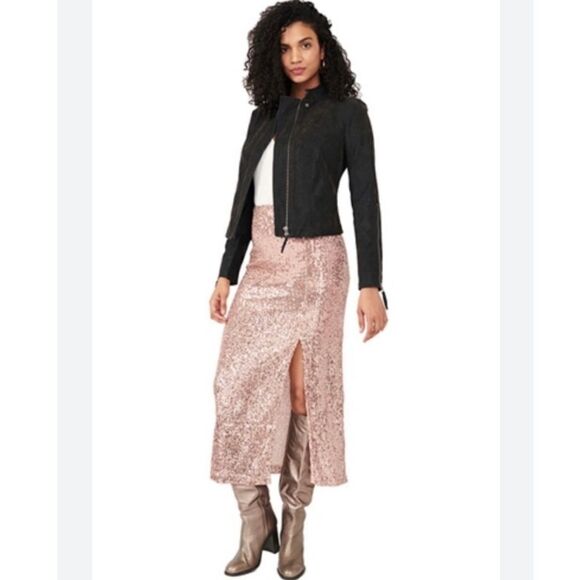 Free People Adriana Sequin skirt size 6
Retail $128 NWT - Picture 1 of 12